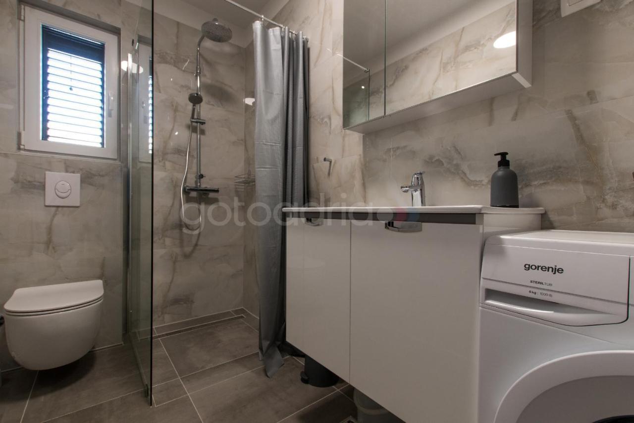 Sea View Apartment Leana Makarska Zewnętrze zdjęcie